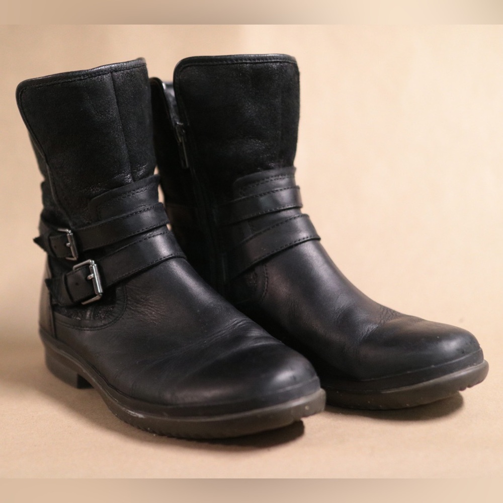 UGG Simmens Leather Waterproof Boots